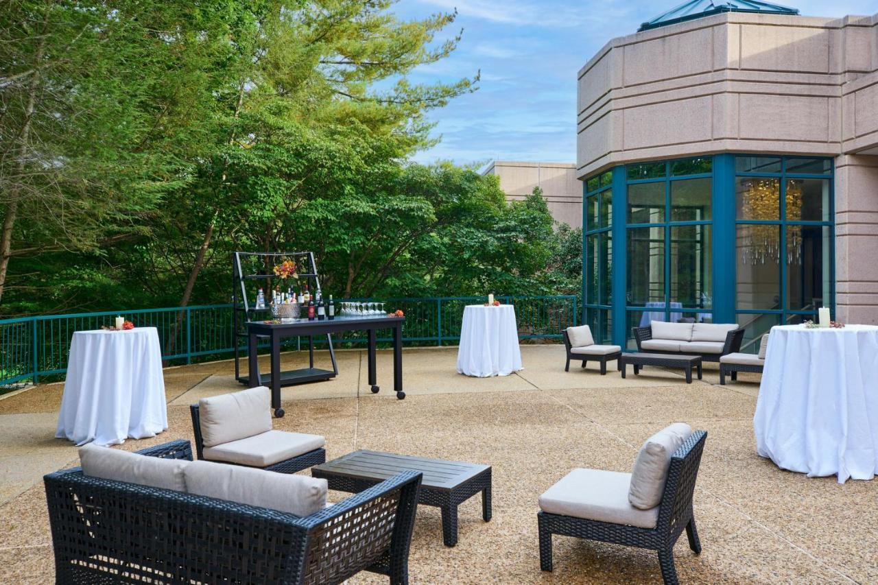Falls Church Marriott Fairview Park Exterior foto